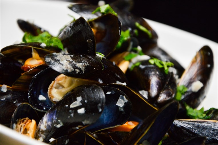 Moules et Frites at Monte Cassino